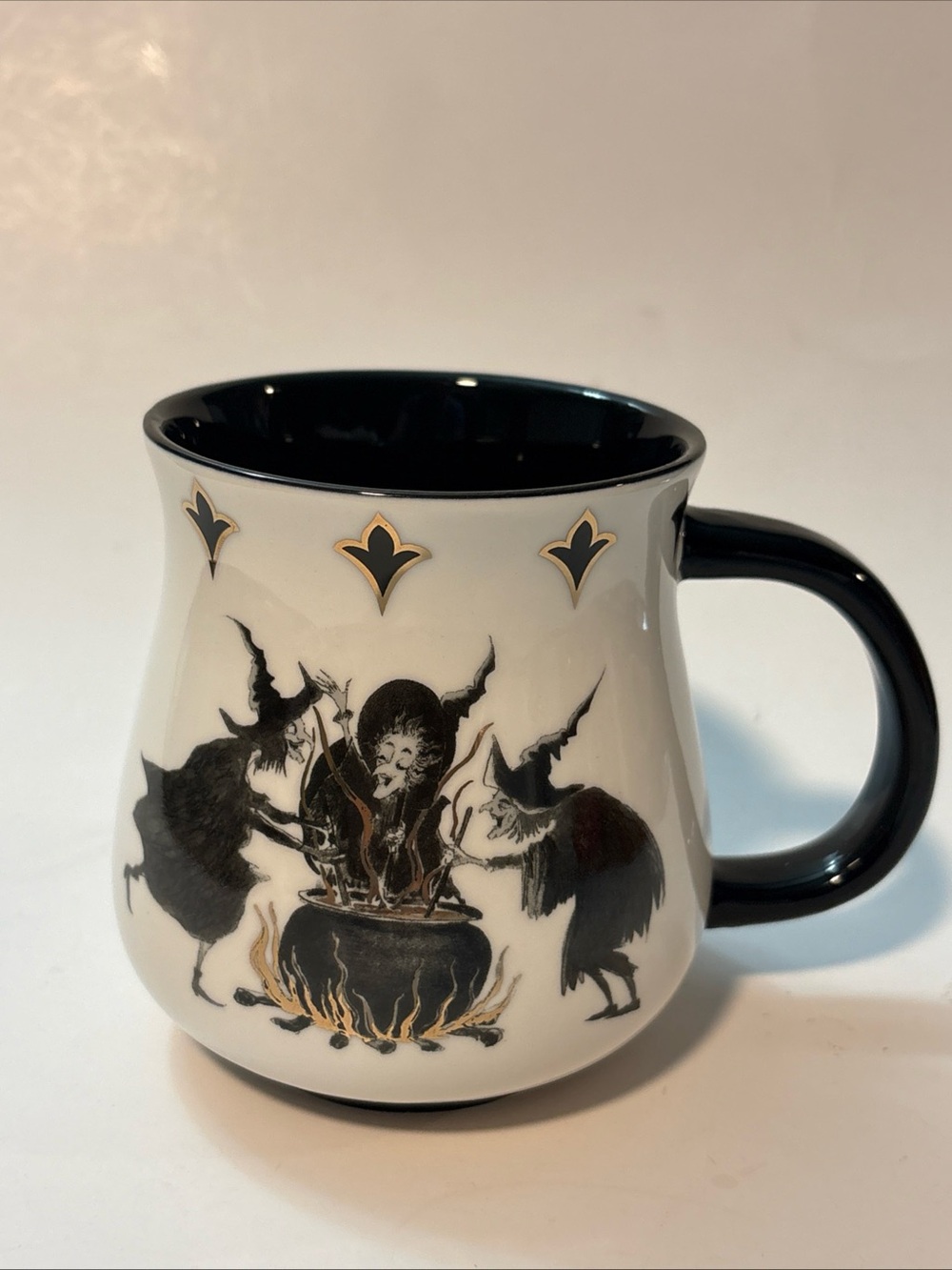 Potter's Studio A Witches Gathering Halloween Mug Ceramic New